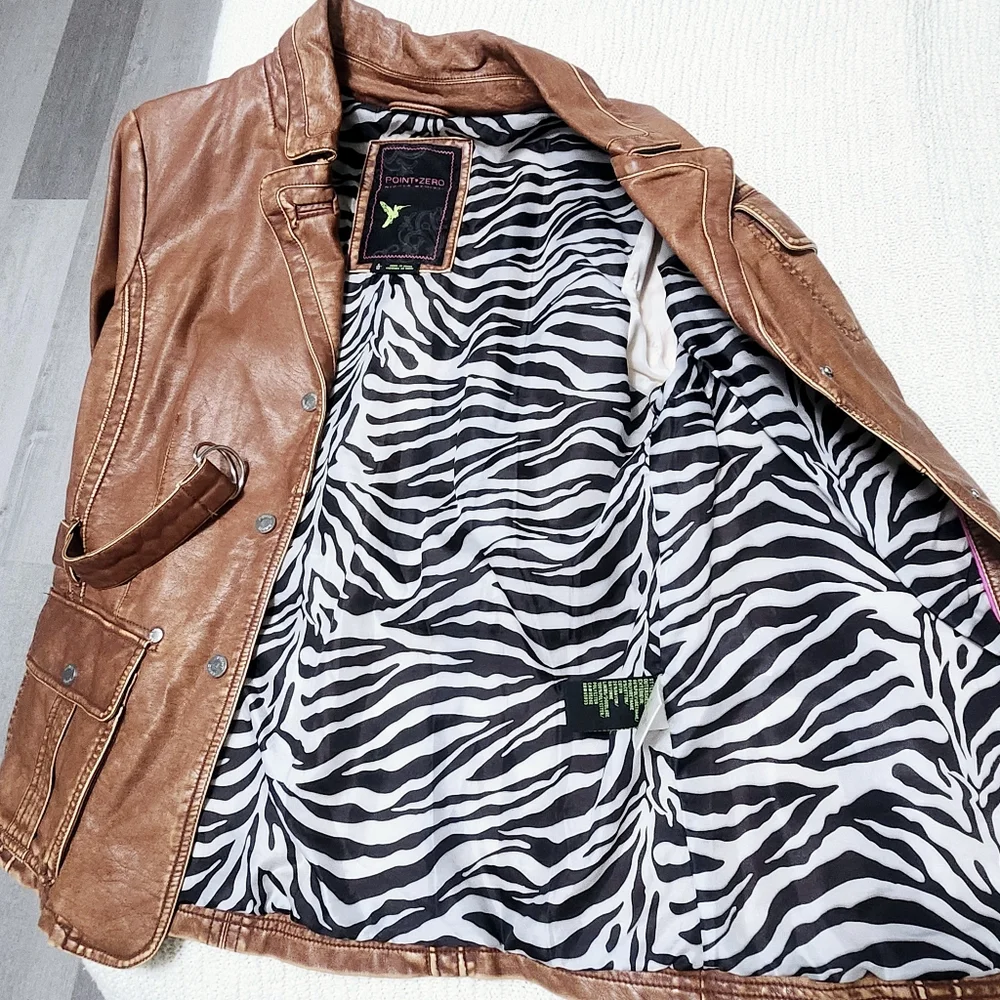 Point Zero L Jacket - Picture 11 of 14